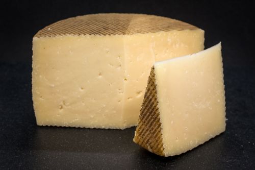 Cuña Queso Manchego Curado ~200 G APPROX.